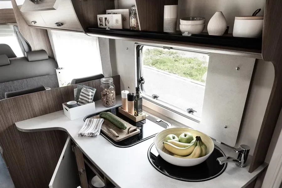 Carado A461 6 5-Carado_Overcab-A-461