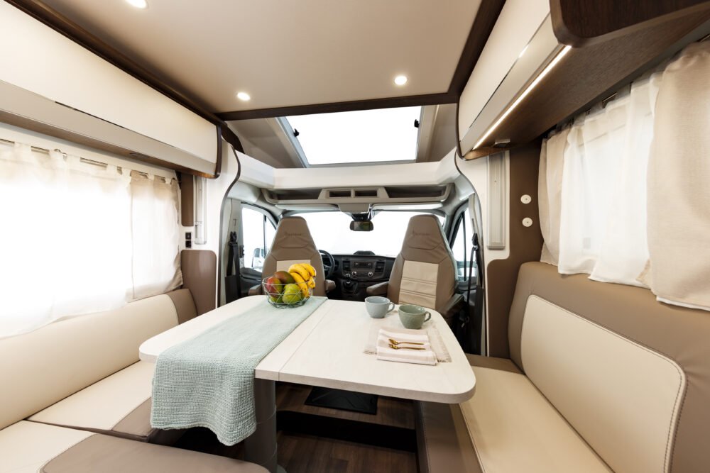 Benimar Tessoro 496 8 Alquiler autocaravana Benimar Tessoro 496