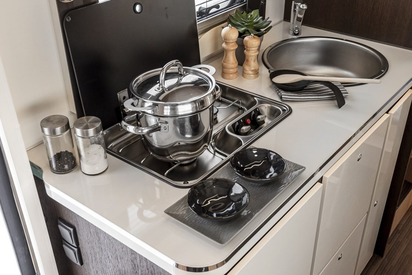 McLouis Glamys 220 7 McLouis 220 int 018_c1800x900